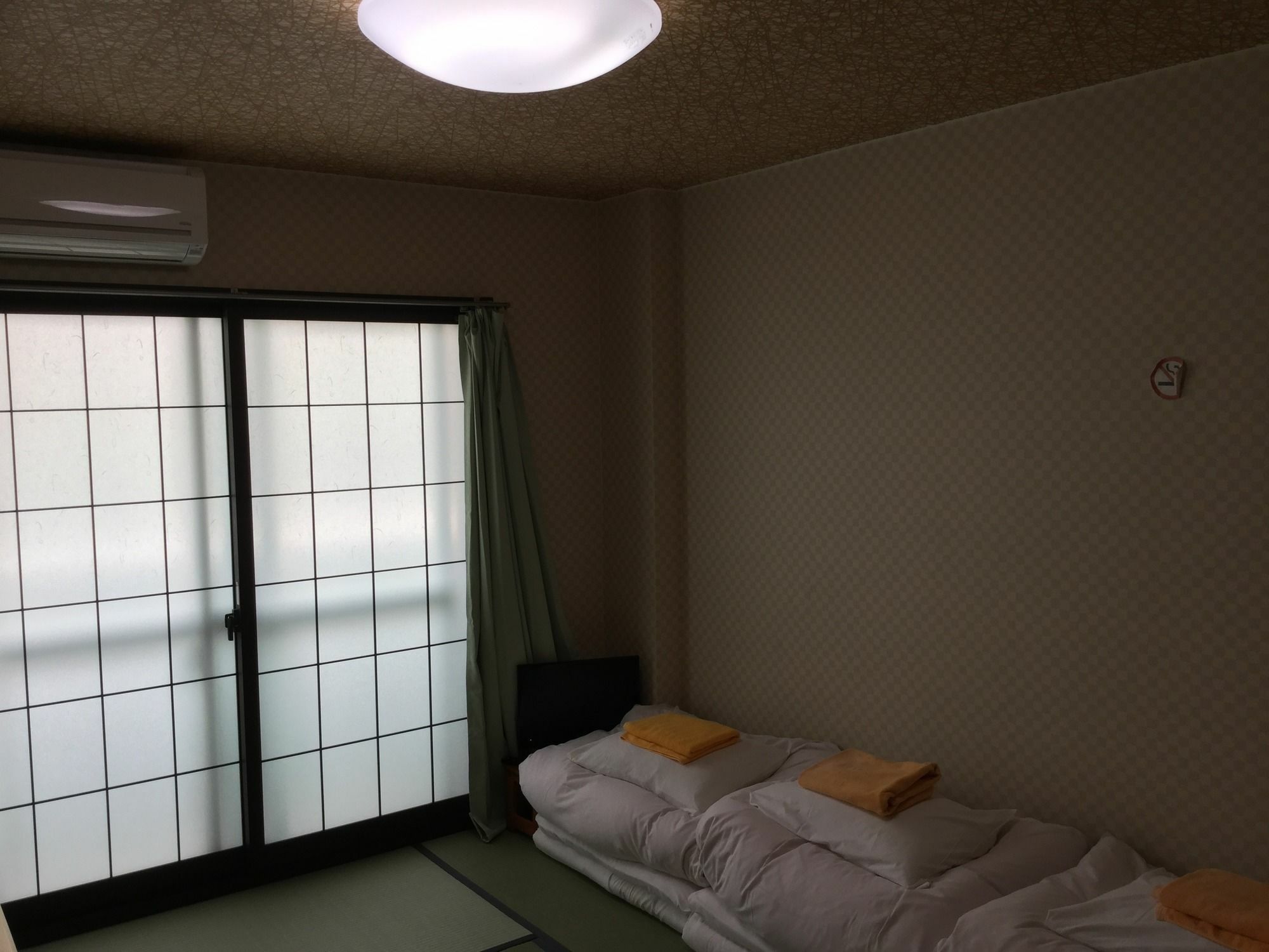 Tabist Sparkling Dolphins Inn Киото Экстерьер фото