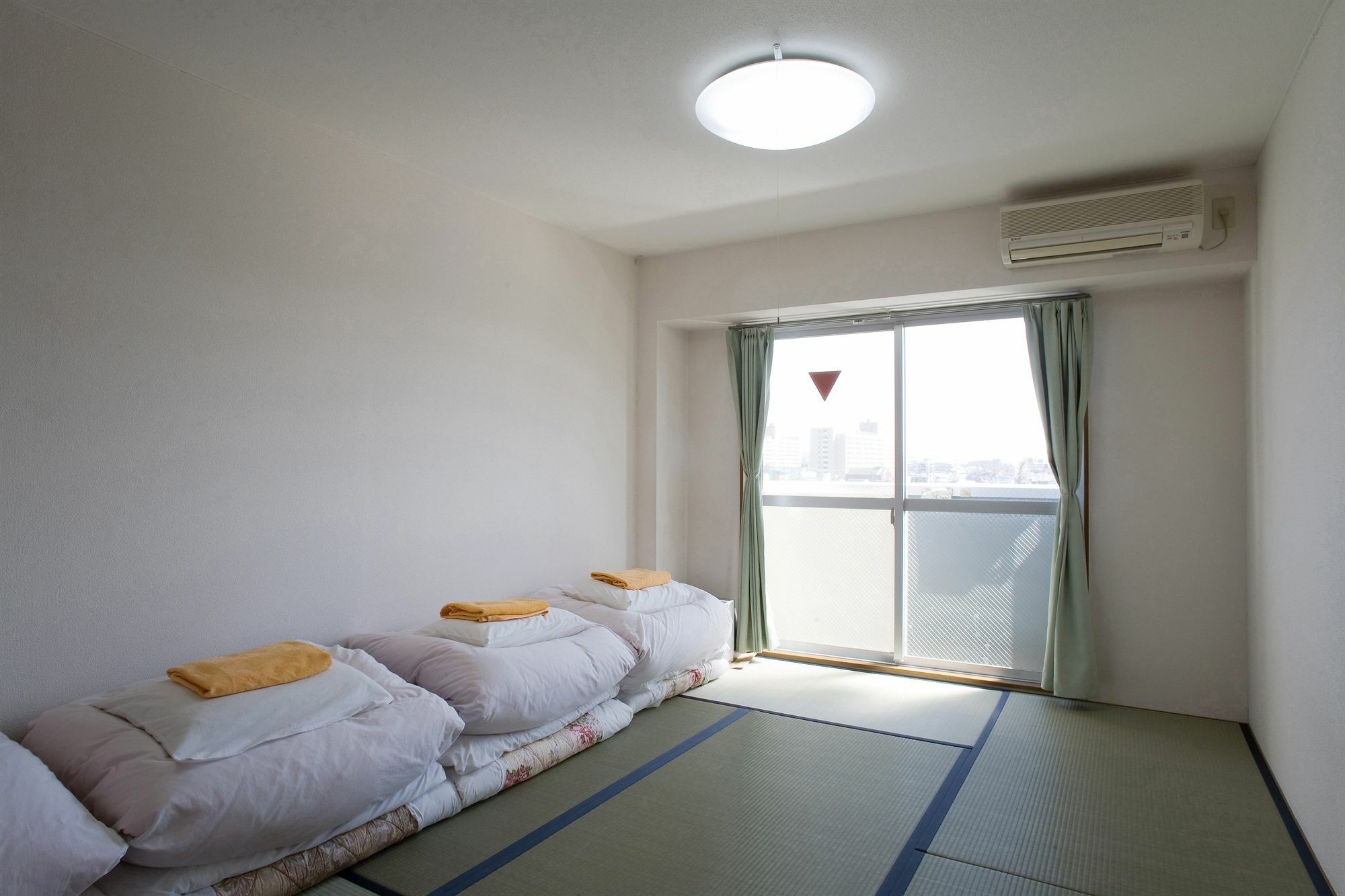 Tabist Sparkling Dolphins Inn Киото Экстерьер фото